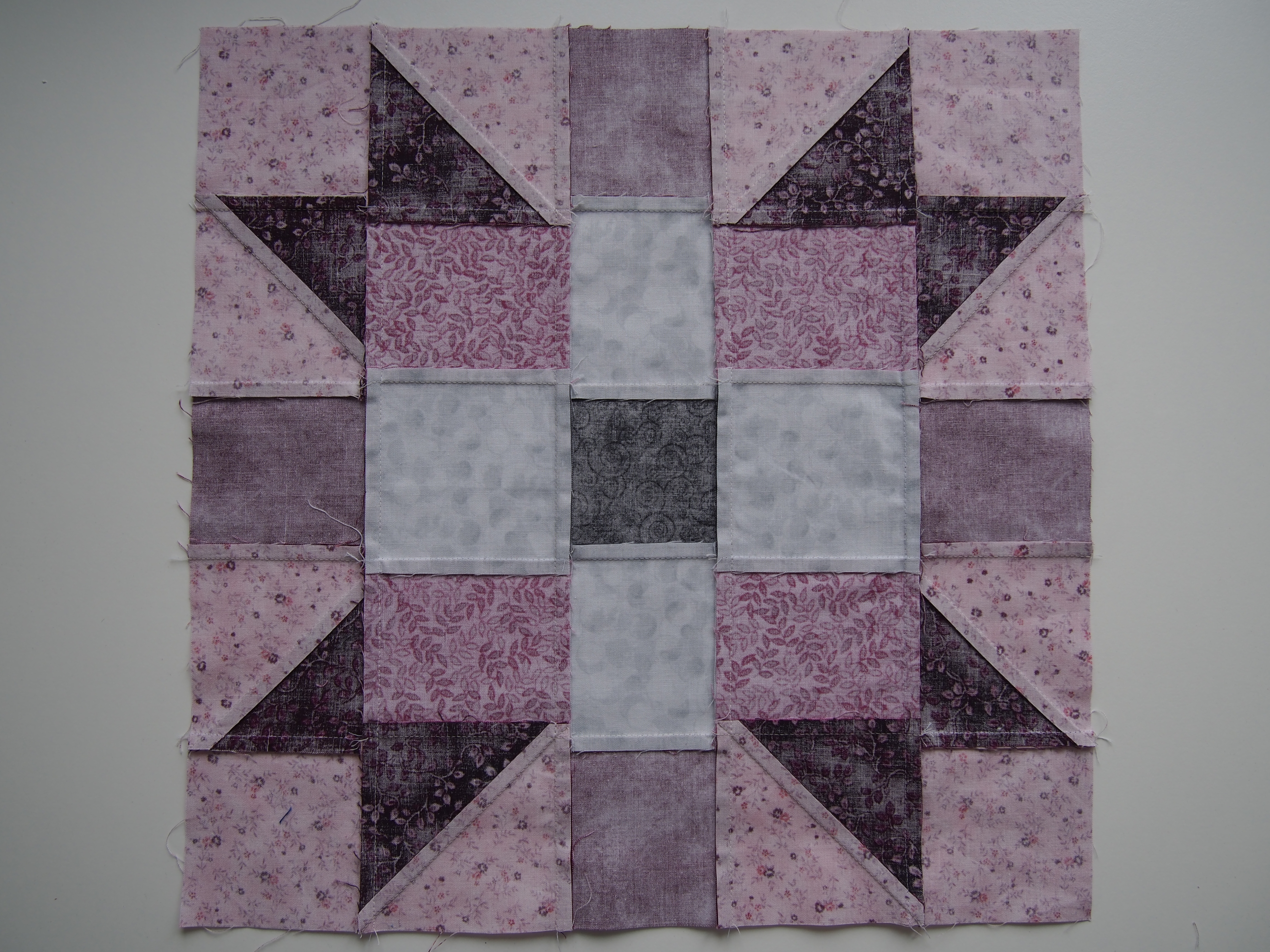 Blok č. 47 Dutchman's Puzzle