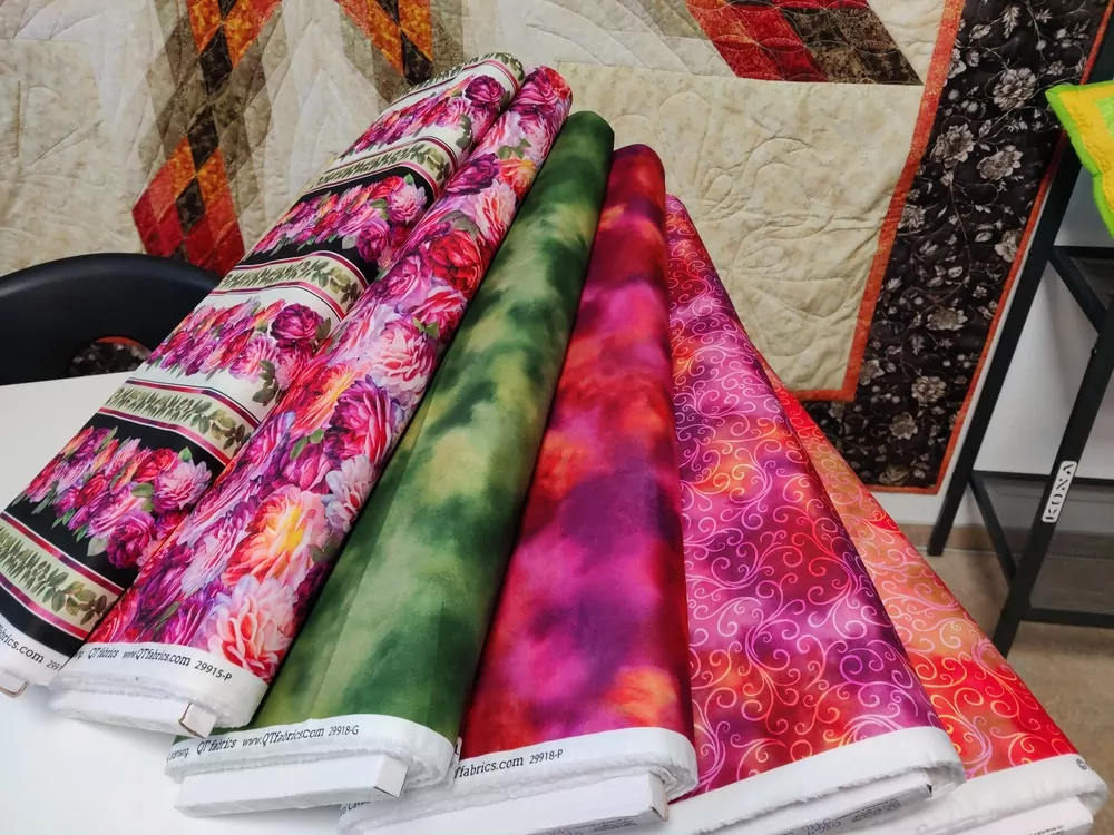 FQ Makatá červená