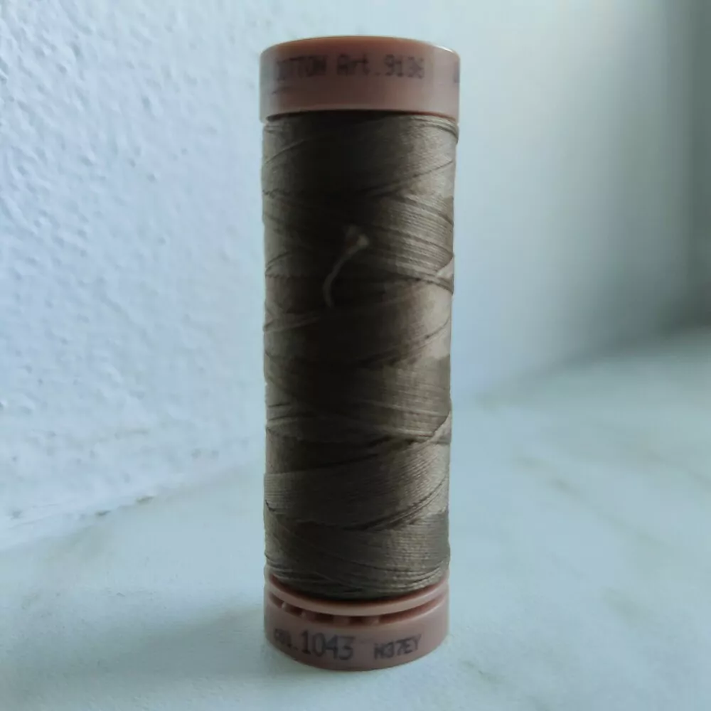 Quiltovací nit Mettler Silk-Finish Cotton 40 Q1043