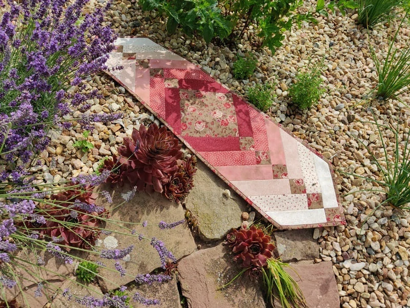 Starorůžový francouzský cop