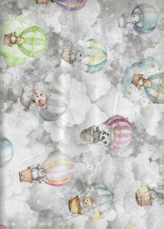 Zvířátka v létajících balónech na obláčkové šedé