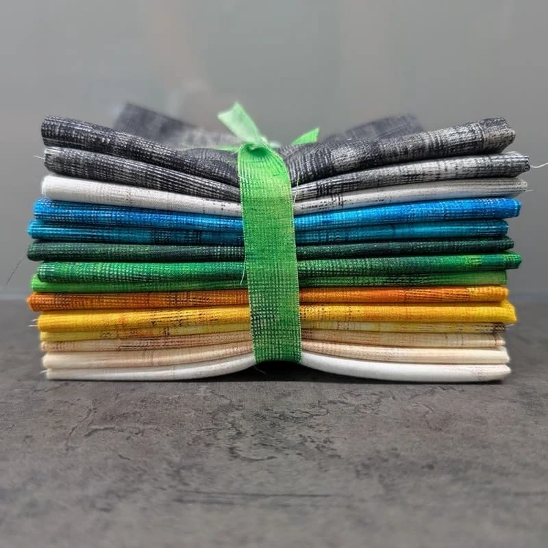 Balíček FQ z látek na patchwork z kolekce Interwoven