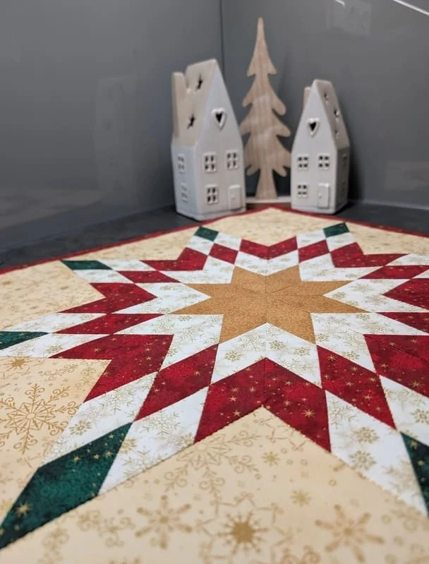 Červeno zlatá betlémská hvězda