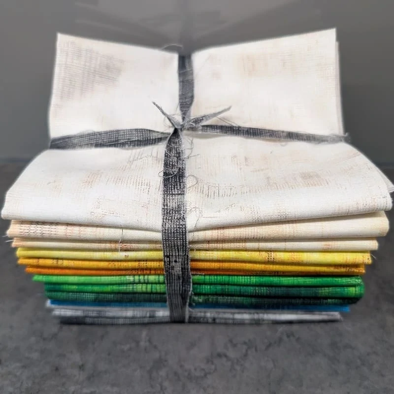 Balíček FQ z látek na patchwork z kolekce Interwoven