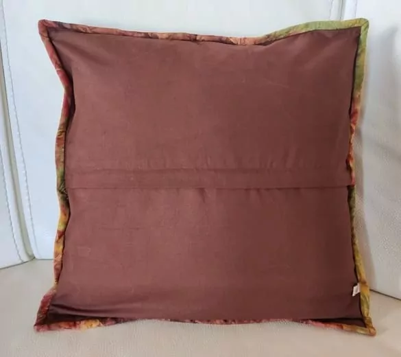 Polštář s barevnými listy