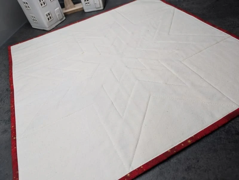 Červeno zlatá betlémská hvězda