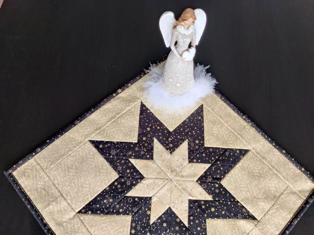 Černo zlatá betlémská hvězda