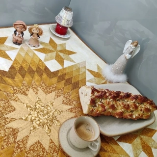 Rezavozlaté patchworkové hvězdy