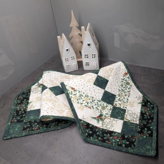 Vánoční patchworkový běhoun se zelenou vánoční hvězdou