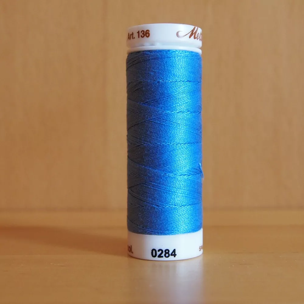 Quiltovací nit Mettler Silk-Finish Cotton 40 Q0818