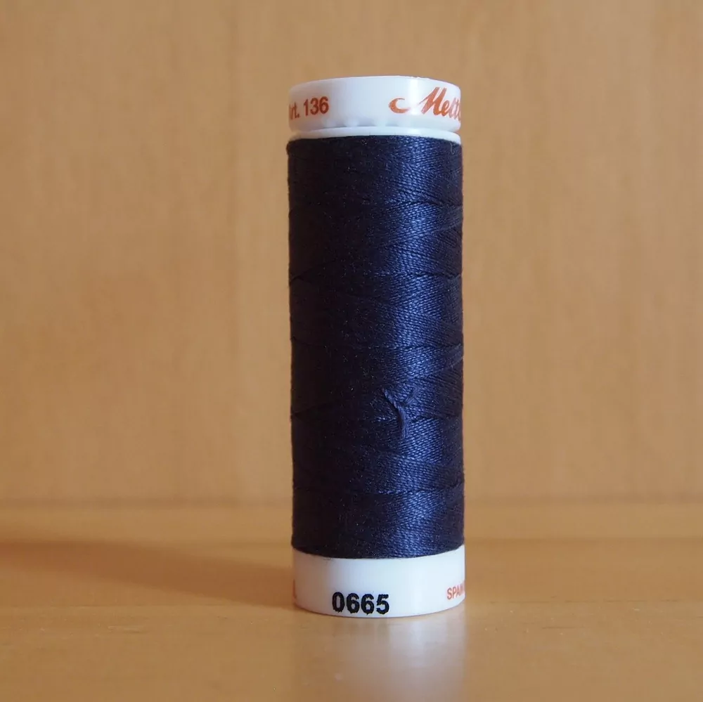 Quiltovací nit Mettler Silk-Finish Cotton 40 0665b