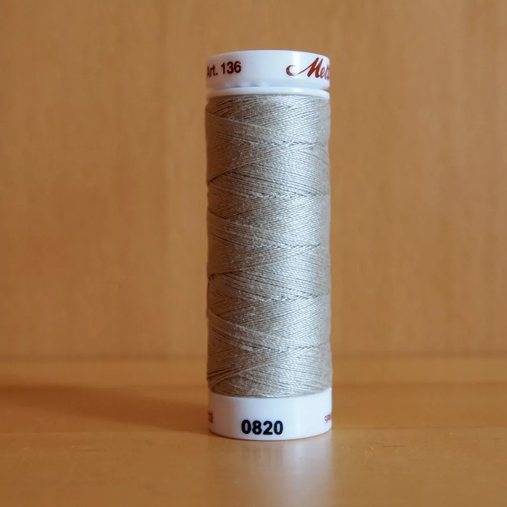 Quiltovací nit Mettler Silk-Finish Cotton 40 0820b