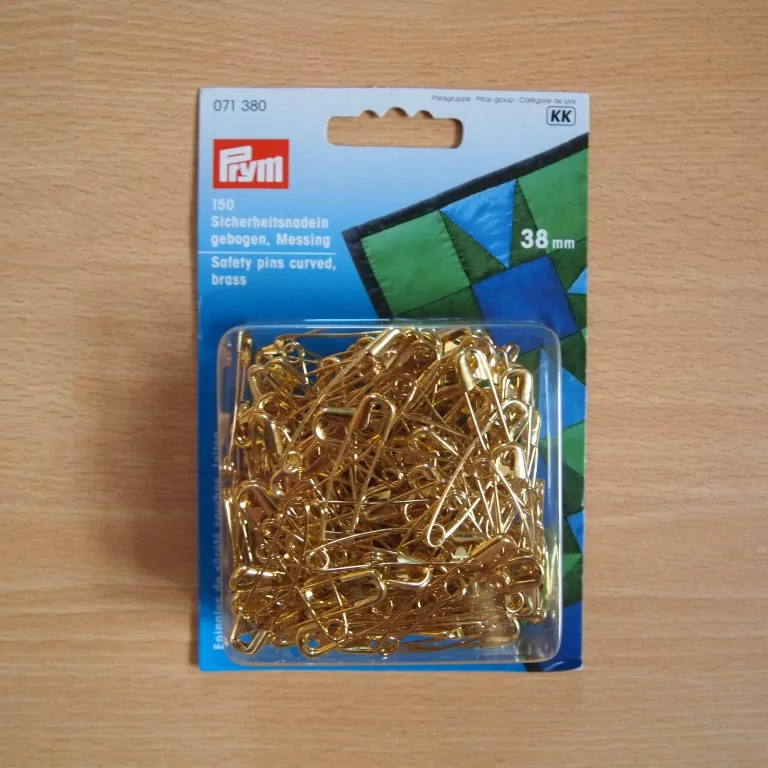 Prohnuté spínací špendlíky